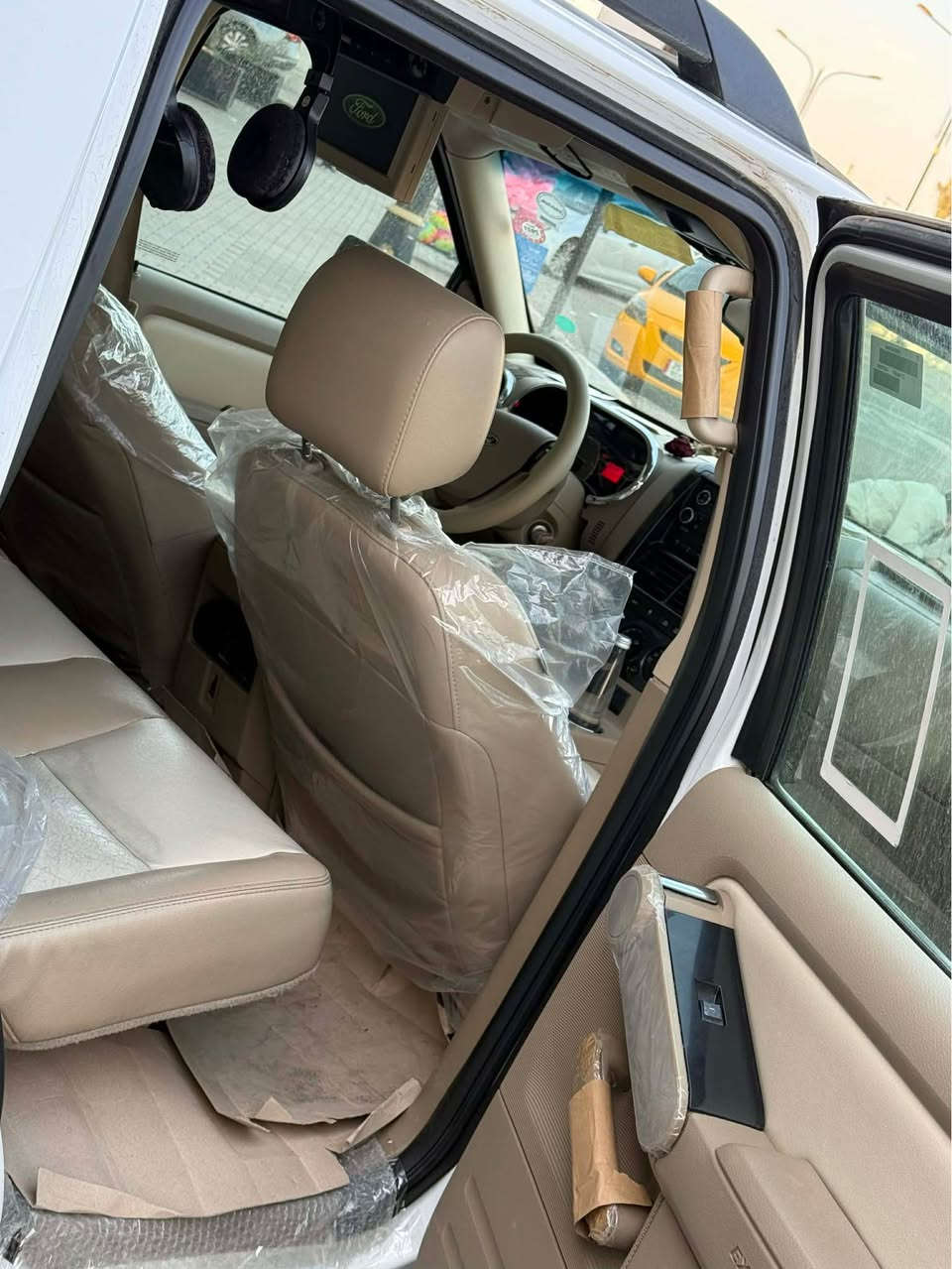 فورت اكسبلوره موديل 2008 خليجي شريكه نيڤه فول موصفات سنه ويه جديد دفتربنزين بيهه سياره بيهه جاملغ نونص بونيت صبغ بدون دواخل كيرمحرك شرط رقم موبايل *********** كركوك, العراق
