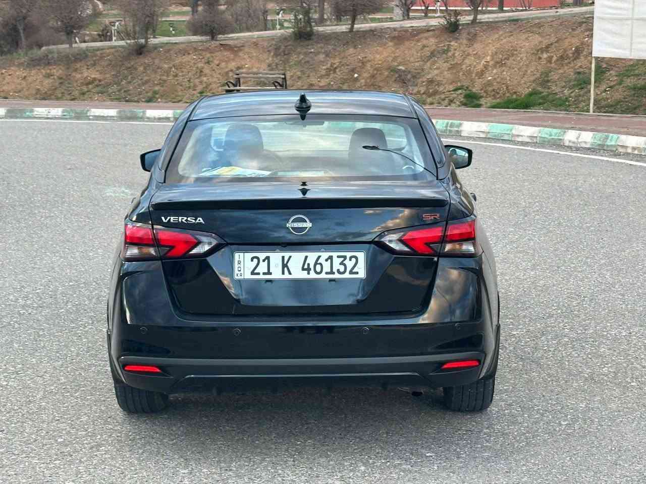 نیسان ڤێرسا 2023قەپات مواسەفات SR ڕەشی قەتران بەسمە دەرگا بەسمە سندوق بەسمە کوشن هیتەر سوکات تەقەڵ بیلادی کوشن شاموا داشبوڵ جڵد شاشە گەورە کامیڕە ڕاداری پێشە ڕادار دوا وە ئۆ تۆ ستارد خۆی ئیستۆپ ئە کات لە هەر حاڵە تێک پێشو پشتی  ئاوێنە ڕادار خەتی جادە تە عدیل سوڕحە شاشە ئەلیکتڕۆنی لایت لید  بلاجکتۆر سوکان ڤۆلیۆم شحن جارج لایت ئۆتۆ خۆی فول پێدە کاتو خۆشی دای دە بە زێنێتەوە  ڕەەقەم سلێمانی بەناو خۆمە تا 2031 یە ک چە مە لاغی لای سە یاقی بۆ یاغە بە بێ ناو گرتن بە بێ ئێڕ باگ بە شەرت هەمو ی ئێڕ باگە کانی بیلادیە ڕادار بەردی گزۆر هەموی بەشەرت  درگای سە یاقی تە عدیلو کارتێکی هەیە دو قو پی زۆر بچوکی لە سە قفی هەیە هەستی پێناکەی لە فحس نەبێ دە رنا چێ حەدیسە یە کی زۆر خە فیفی هەیە 24مایل ڕۆشتوە  نرغی133گەلاو مەجالێکی تێدایە شوێن قەلادزێ *********** بشدار, السليمانية
