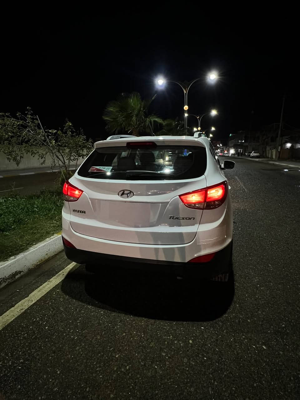 سلام عليكم
للبيع توسان 2012 خليجي فول

رقم كركوك انكليزي تحويل بكل مكان 
سياره جاهزه من الاخير
كير محرك مكفول من الصرف والتبخير

تخم تايرات جديد
السياره نضيفه مكفوله من الفتح والتبديل
فقط بيها صبغ مثل مامذكور بالمنشور 🛑
وبارد قليل بالجاملغ
اماكن تكحيل 
السياره احلى من الصور
🛑السعر 12,800$ بي مجال بسيط🛑
مكان السياره صلاح الدين  تكريت 
للاستفسار اتصال ***********
