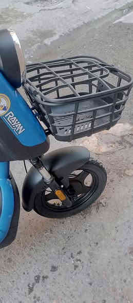 السلام عليكم للبيع دراجه شحن حجم 14 نضيفه كلش بطاريات جدد بعدهن ماتعبانات تايرات جدد الخلفي اليوم شديته كهربائية كلهن شغالات اشاير يمنه يسره لايت زنون عالي ناصي هورن شاشه تقره الاعطال وسرعه 40 و3نمر بصمه تفتح وتقفل وتشغيل عن بعد  مكاني بغداد جديده سعر 300 وبيها مجال ***********
