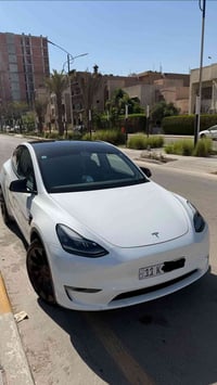 تيسلا مودل 2023 مودل y  الفئة standerd range تك ماطور   🛑للبيع او مراو...