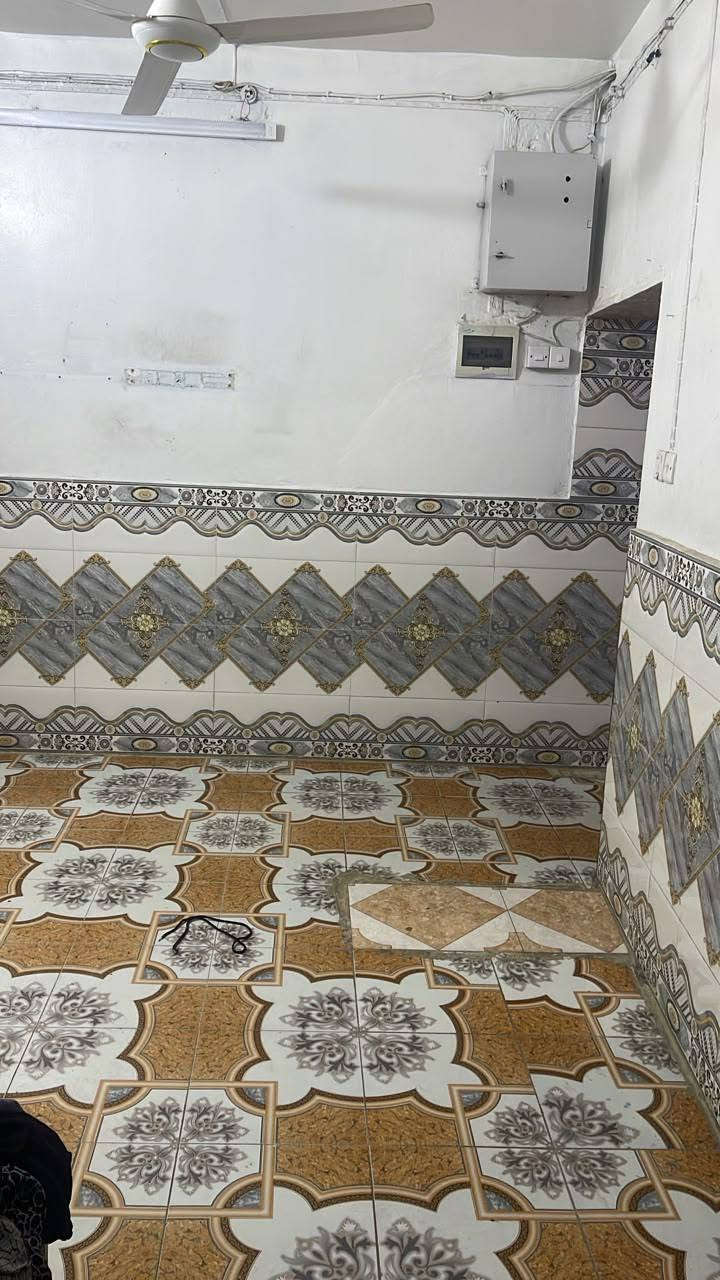 للبيع دار سكنية (بالتقسيط) - فرصة للسكن أو الاستثمار 🏡
​الموقع: [حي الصمود 2]، بالقرب من "مندي وتنور" (موقع حيوي ومميز).
المساحة: 108 متر مربع.
​إذا كنت تبحث عن دار سكنية وبشروط دفع ميسرة تتناسب مع ميزانيتك، هذا العرض يوفر لك فرصة التملك بضمانات كاملة.
​شروط الدفع:
​المبلغ المقدم: 35,000,000 دينار عراقي.
​القسط الشهري: 350,000 دينار عراقي فقط.

ملاحظة :البيت ساحب عليه عقار وأنطي كافة الضمانات للمشتري لضمان حقه
***********
