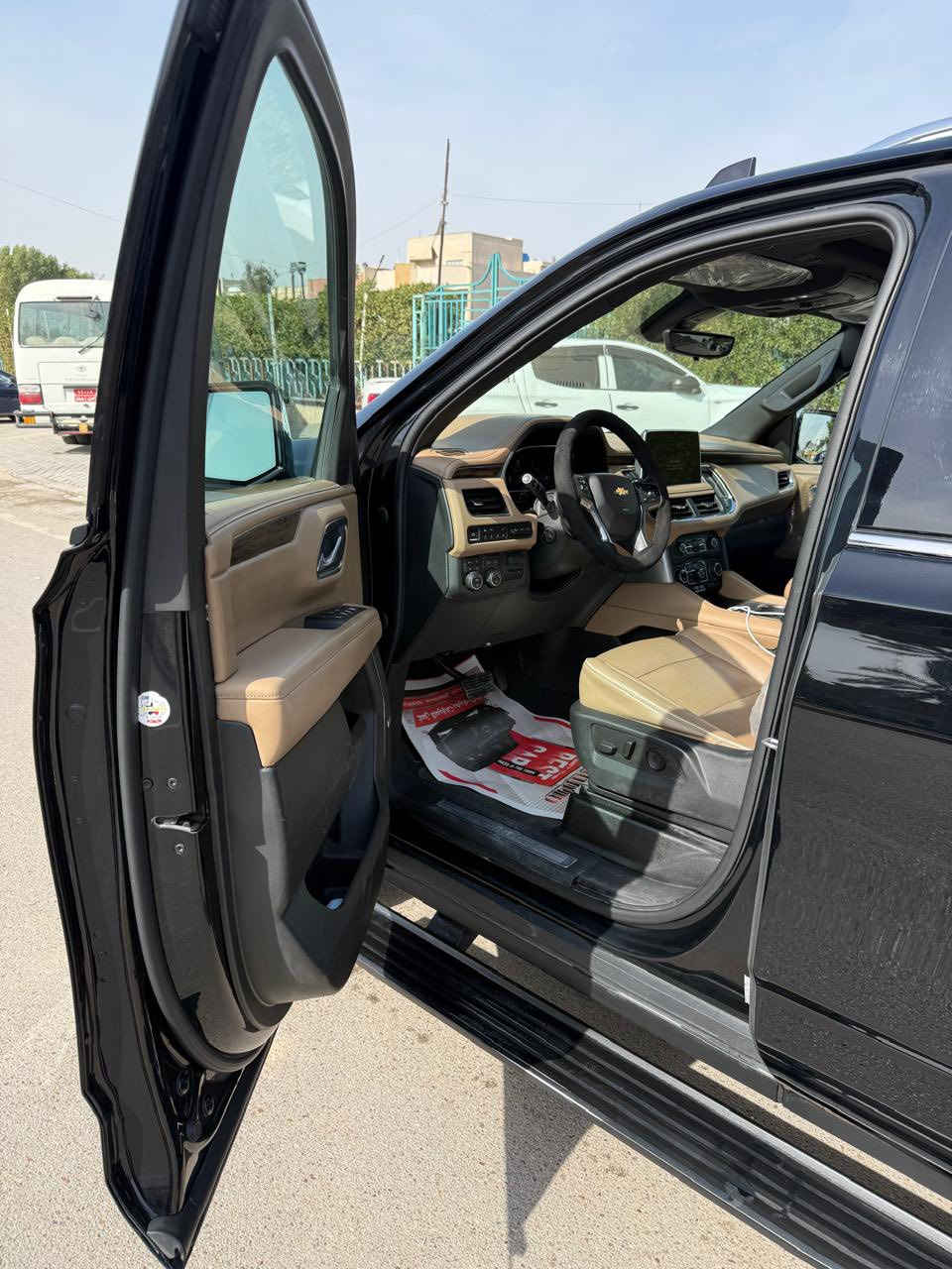 تاهو بريميرا
‏  5.3L V8 OHV 16V 

النوع: تاهو برايمير 

 فول 1/1

الون : اسود  

موديل:2022

علامه ضوئية
خليجي

فتحت سقف بانوراما 

جكات 

كامرات 5 

فول تحكم استيراد 

فول رادارات امامي خلفي جانبي 

 السعر. 490

***********
