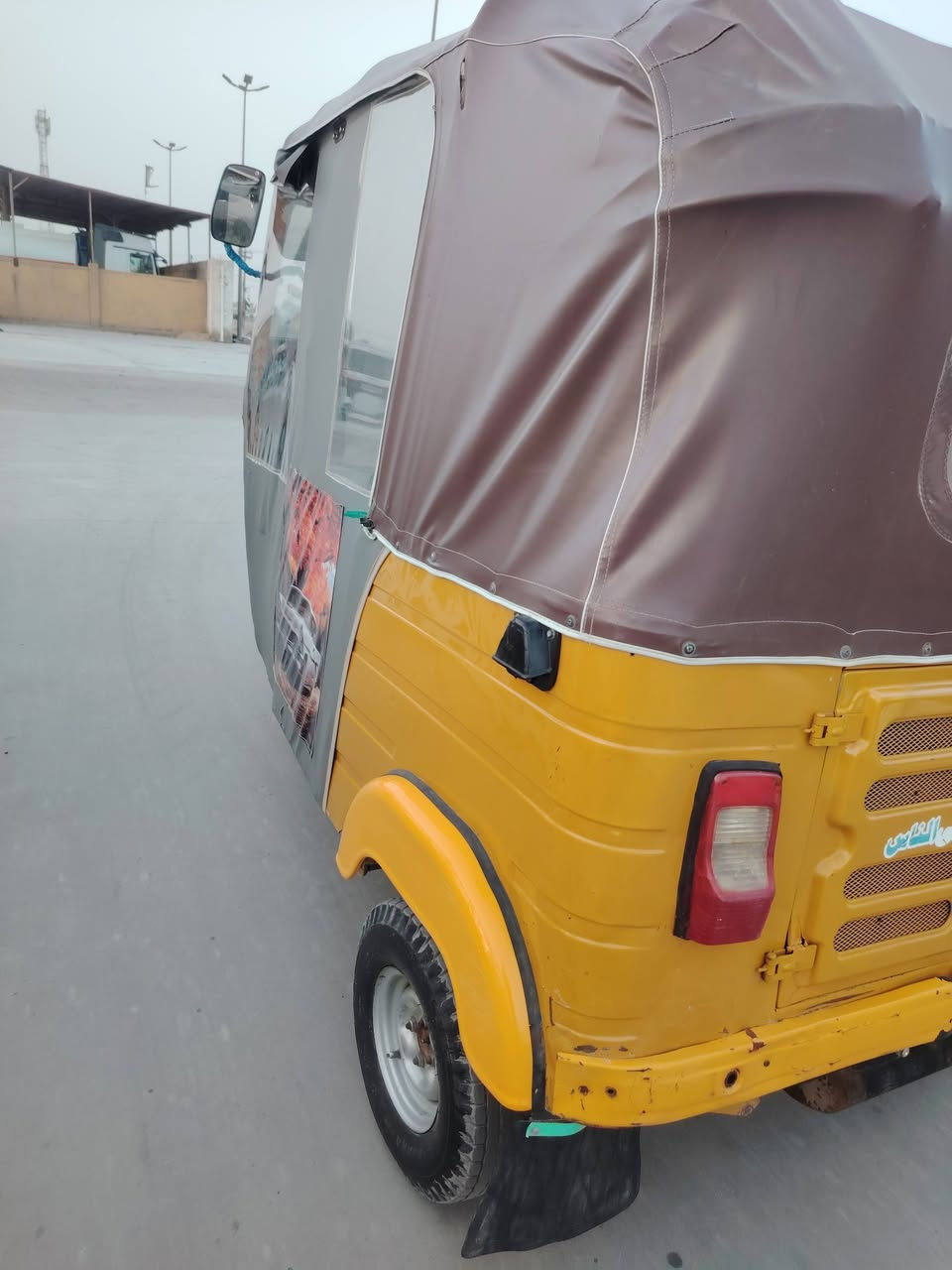 سلام عليكم تكتك مديل 20 تكتك حلوه ونضيفه التواصل ماسنجر ورقم ***********
