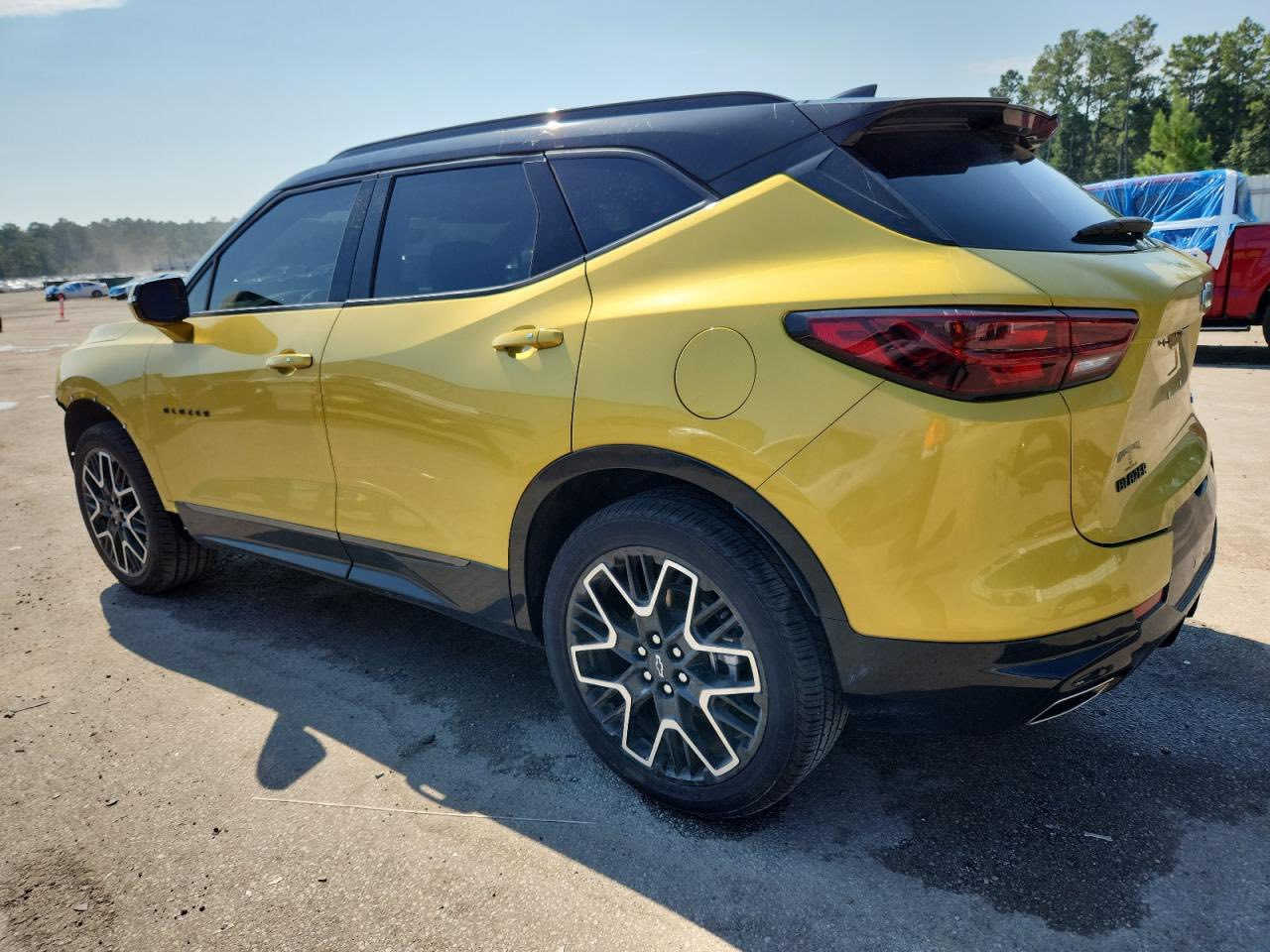 سلام عليكم اخوان للبيع بليزر RS V6 موديل 2024 غنيه عن التعريف بالمواصفات الجنايه يعرفون مواصفات ال RS فول مواصفات لون مميز وحادث جدا خفيف وبدون اي ايرباك ماشيه قليل وكل غراضها صاعدات وياها من دعاميه ولايتات والحاجب والى اخره السياره بالطريق مشحونه للبصره ميناء ام قصر مكاني كوت تحياتي للجميع . للاستفسار الاتصال ***********
