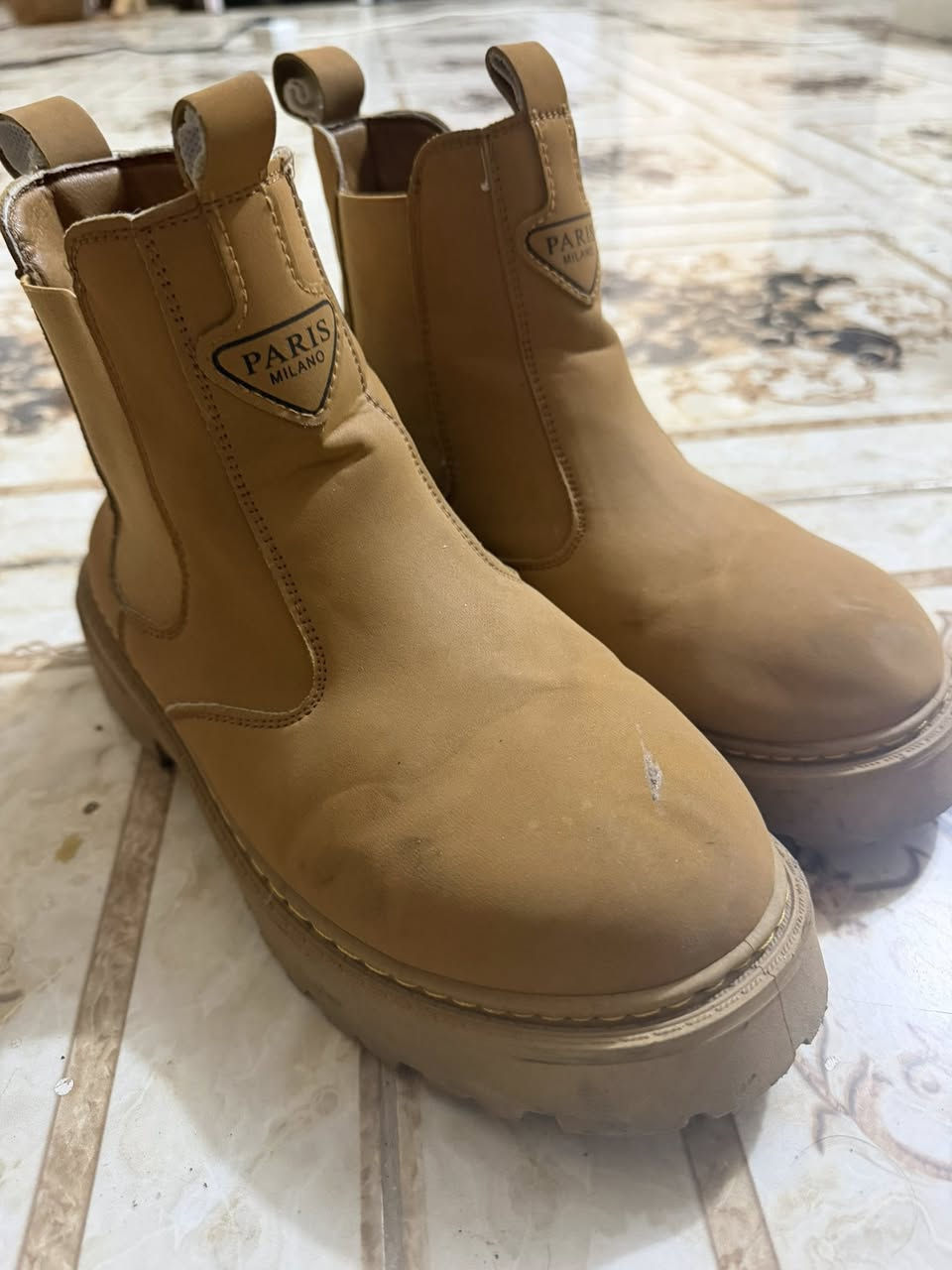 احذيه ماركه مستخدمه قياس 39 اصليه ماركه  السعر مناسب


**إذا كنت صاحب هذا الإعلان وتريد حذفه لأي سبب، رجاءا أرسل رسالة إلى الدعم الفني**