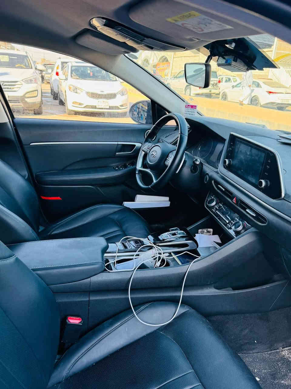 سوناتا. 2023 هايبرد فول عدها البنرامه رقم دولي نجف وارد كوري ماشيه 59 الف مكفوله كفاله عامه.   سعره 180 مكان السياره نجف بسمي  ***********
