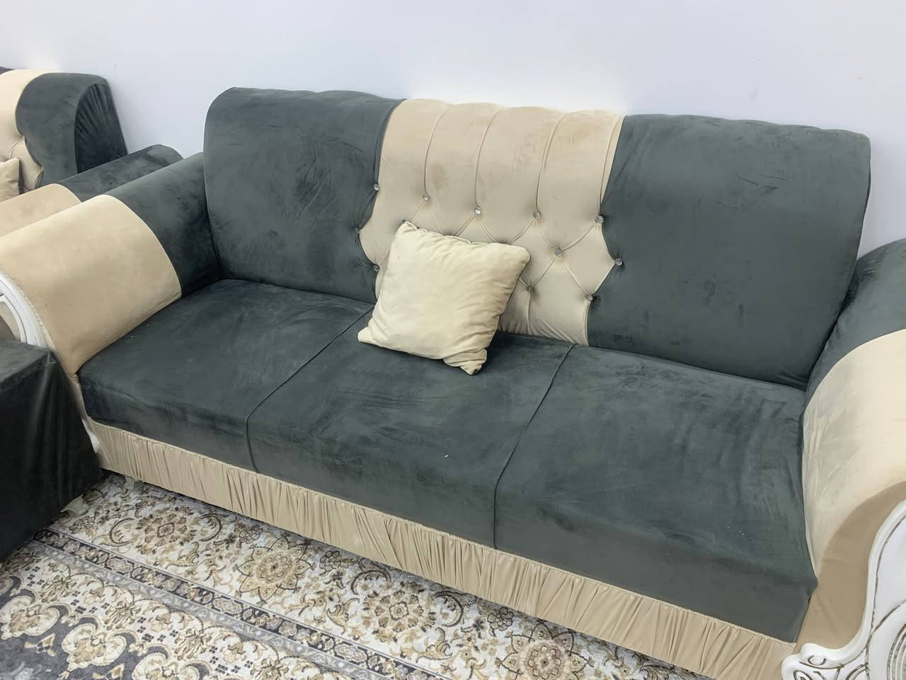 سلام عليكم كرويتات عدد10  ثلاثه صغار ثلاثه كبار  اربعه  وسط عنوان ميسان عماره بدايه حولي


**إذا كنت صاحب هذا الإعلان وتريد حذفه لأي سبب، رجاءا أرسل رسالة إلى الدعم الفني**