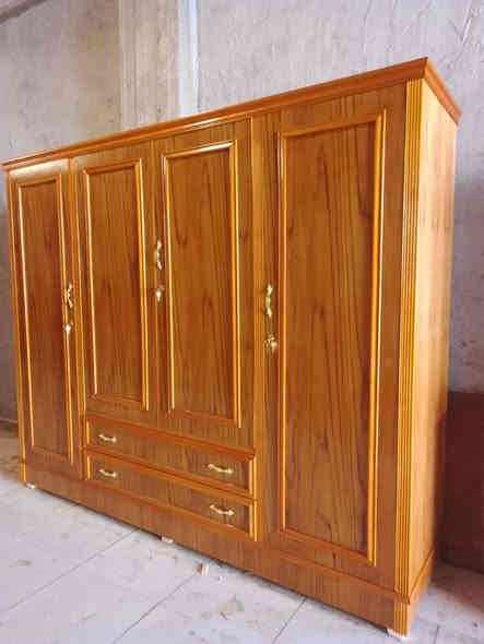 🔴 معرض علي غني
🔴 كنتور 4 ثكيل حيل قبغ اسفل بلوك شرط الثكل قبغ صدر الطير 
🔴عنواننا حي الصديق 
خلف مرطبات البحرين مقابل مجمع الاوربي للتبضع 3 
للأستفسار *********** موصل
