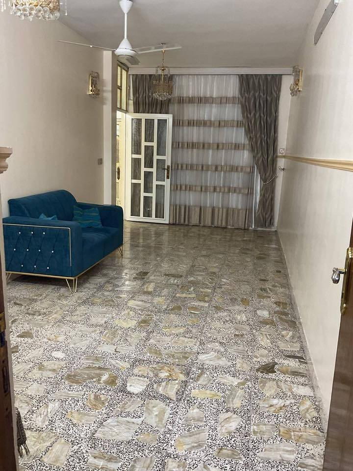 بيت مساحة ١٤٠ متر واجهة ٥ الا ونزال ٣٠ بناء ألفينات
بلديات شارع الكنيسة

 منطقة هادئة جداً وخدمات  طابو صرف المتر ينباع ب3ملاين 

تفاصيل البيت 

طابقين الاول استقبال ومطبخ وصالة وغرفة وخدمات وكراج يتسع سيارة 

والطابق الثاني غرفتين وصالة وصحيات وبيتونة جبيرة  +سطحي

 والاستفسار اكثر الاتصال على الرقم ***********

مستعجل ع بيعه @الكل
