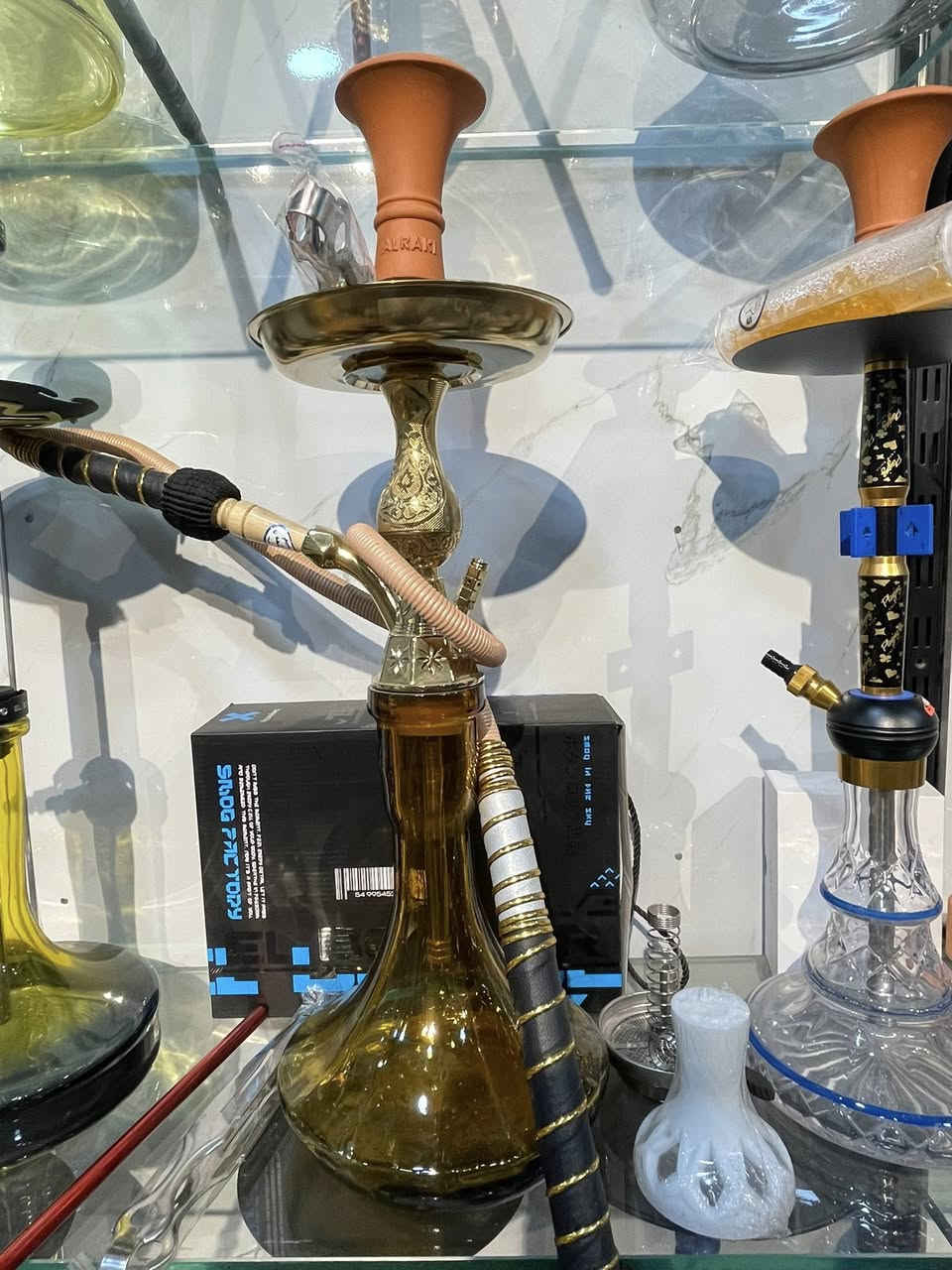 منفذ الوضاح 
يتوفر لدينا
تحويل. -سحب رواتب. -شحن بطاقة 
انواع المعسلات الخلطات الاصليه مع انواع الاراكيل
والسكائر  
ويوجد ايضاً خدمة التوصيل المجاني داخل حي الحسين

حي الحسين مقابل العربي مول 
للاستفسار *********** على الواتساب
