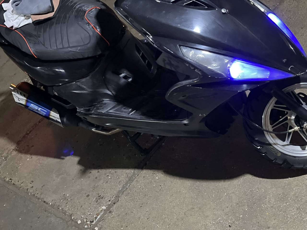 السلام عليكم ماكس مضلع للمراوس ما مفتوحه 49 بلاد اريد اراوس وي ماكس عدله ما مفتوحه


**إذا كنت صاحب هذا الإعلان وتريد حذفه لأي سبب، رجاءا أرسل رسالة إلى الدعم الفني**