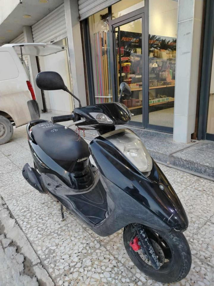 سلام عليكم للبيع بريز لايت جوه دراجه رمبه كفاله عامه السعر 800 وبيه مجال لاستفسار ***********
