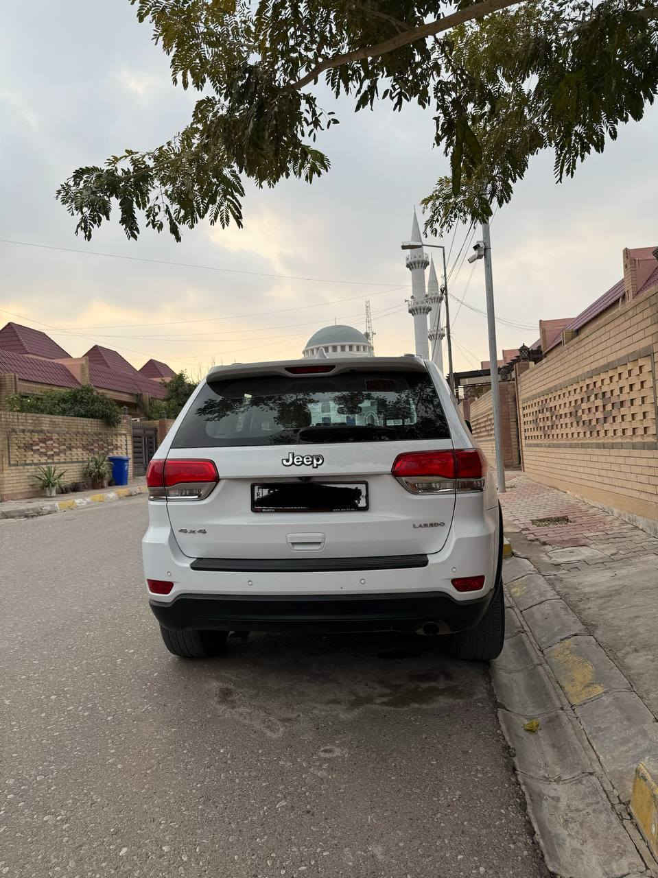 للبيع جيب لاريدو وارد خليجي موديل 2018، نظيف (كلين)، 270 ورقة، الموقع كركوك.
***********
