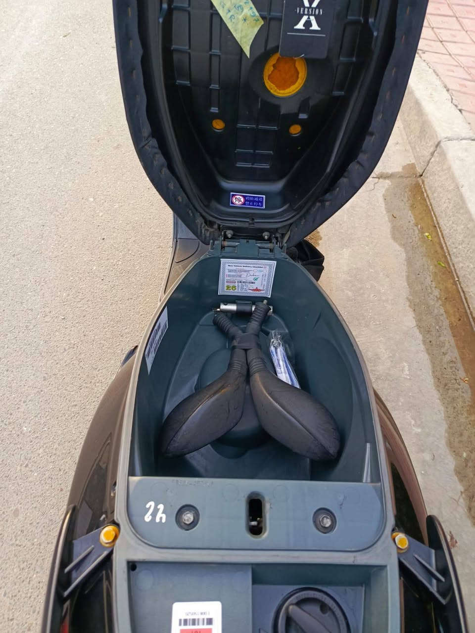 سلام عليكم
دراجة بغبغاء كفاله برغي مامفتوح
ممشى الدراجة 7000
العنوان مدينة الصدر 
***********
السعر مليون و350
