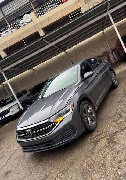 Volkswagen Jeeta se 2023
فولكسواغن جيتا اس اي ٢٠٢٣

جاهز بدون مصرف 💯
سعر 🔥 128 و مجال بسيط
واتس اب و كورك ***********

ثلاث قطع و شبرين صبغ بدون دواخل شرط 👌
 شواصي و راديترات و بانكات كلها سليمة شركة
ارباكات سليمة و ٤٧ الف ميل ماشية 👍🏻 
صور الحادث موجودة

مواصفات Se فول فقط مو بانوراما🎖️
بصمة تشغيل و ابواب بصمة و بريك بصمة و شغال، رادار نقطة عمياء و رادار امامي و خلفي، شاشة و كاميرة و كشنات هيتر و كيج الكتروني و ويل كروم.....

كل شي بلادي شركة 💯
ماكو كلوب عالدشبول سيارة ١٠٠٪؜ مضبوط 💯
كير محرك تبريد 💯

سعر 🔥 128 و مجال بسيط
مكان عقرة "ئاكرئ"
واتس اب و كورك *********** اكر
