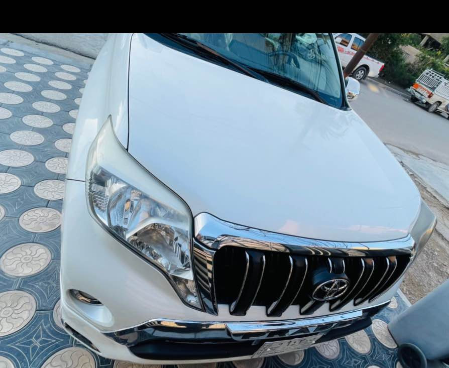 تويوتا برادو 2014 Txl  وكالة ساز
السيارة بيها بابين ابديل وجاملغ خلفي عكس البابين ماشية180
مواصفاتها : 
١-سلايت قماره
٢-مثبت سرعة
٣-حساس خلفي
٤-كاميره خلفي
٥- دبل تانكي  
٦- اشارات بالمرآة
- كشافات ضباب
٧-كراسي مخمل بيجي 
٨-شاحن واير ليس
٩-شاشه اصلية 
١١-حساس تاير   
١٤-مانع انزلاق
١٥-اربع جام اوتو
١٧-زراك لايت 
١٨-هوك خلفي 
١٩-ارضيات (كاعيات) اصليه 
٢٠-بصمات اثنين 
٢١-تكم ارضيه ليزري 
٢٢-تحكمات فول ستيرن 
٢٣-طفايه اصلية
٢٤-نظام زحف 
٢٥-ترحيب
٢٦-مري جانبي كهربائي (شفط)***
٢٧-تشغيل عن بعد *
٢٨-عدة طوارئ
 ٣٠- داخل بيجي
٣١-شاشة ملاحة باللمس
- كاميرا خلفية 
- بلوتوث
- مشغل CD
- منفذ AUX & USB
٣٢-محرك 4.0 لتر 6 سلندر 
اضائه داخليه
الاستفسار اكثر الاتصال***********بغدادحي القاهرة سعرمناسب اتصل وتدلل بغداد, العراق
