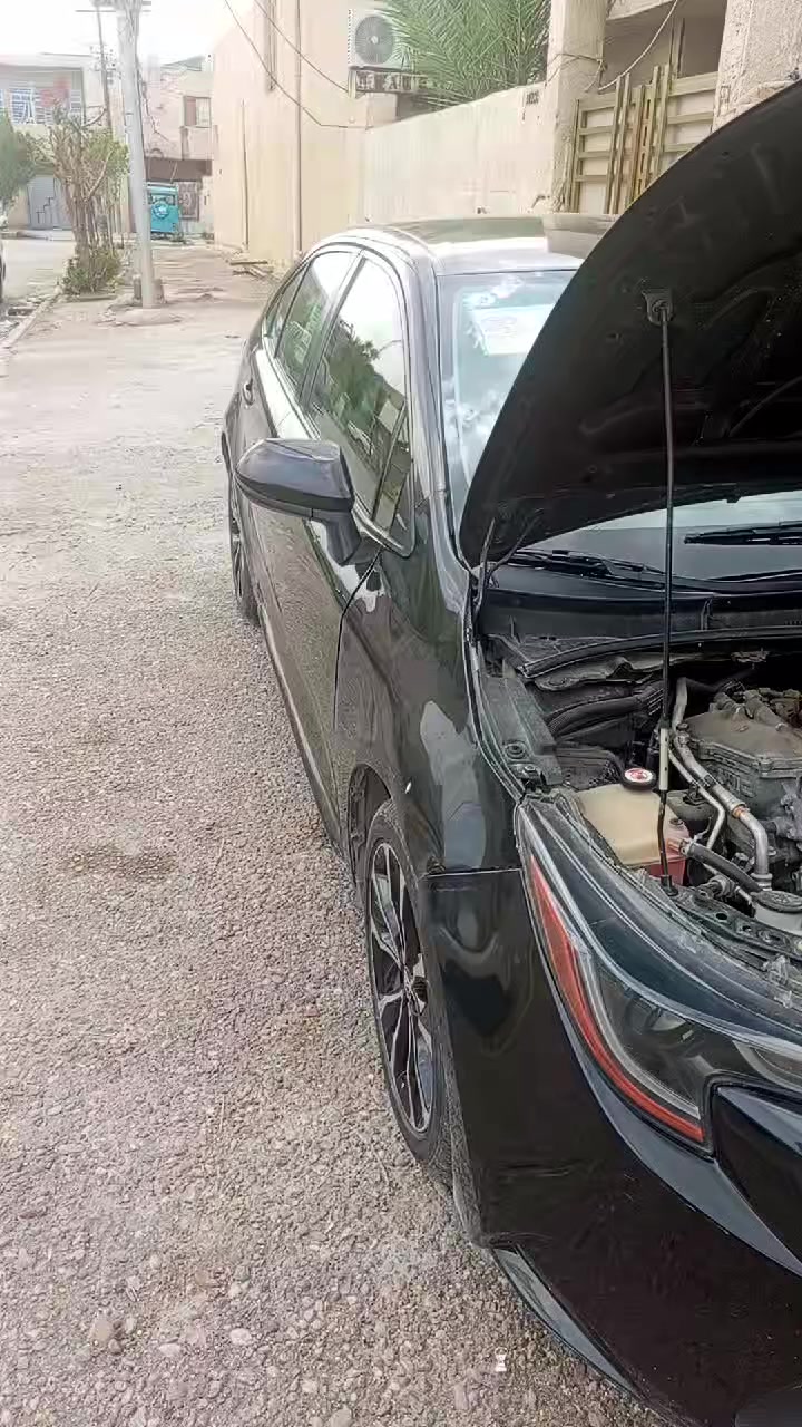 كورلا موديل 2021سياره بيه شكم طخه كير محرك كله نظيف اخوان السياره سعرها بسعر كورلا2009السعر 115قفل ابيع احزام***********
