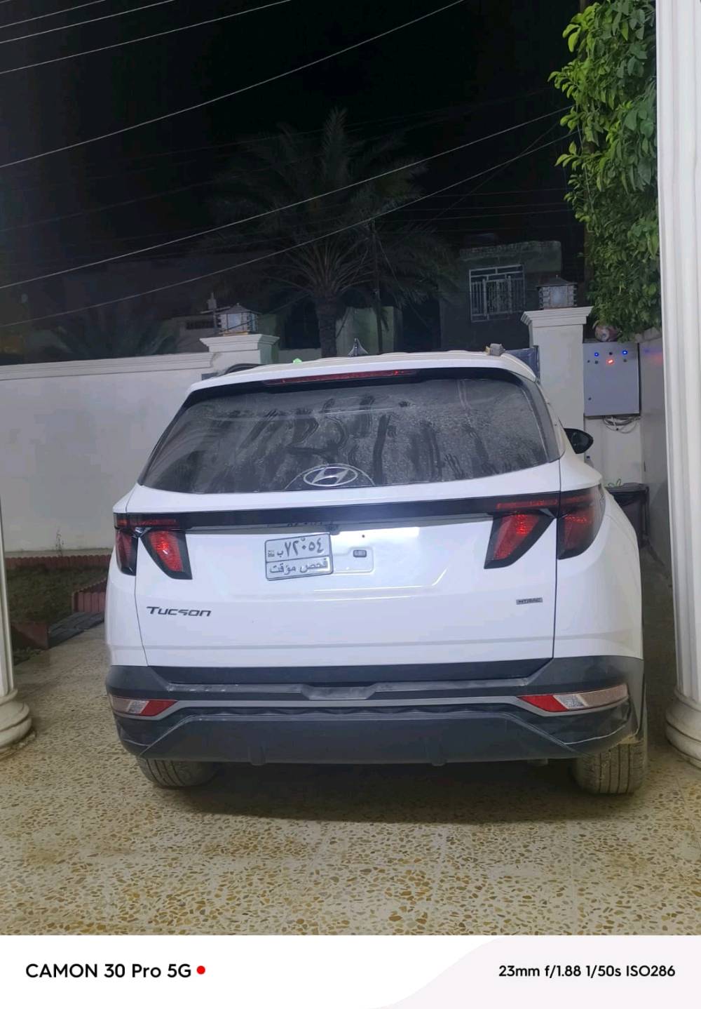 هيونداي توكسان موديل 2024 كامل مواصفات بدون فتحة وبدون رقم 
بصمة وترحيب وتشغيل عن بعد وكشن كهرباء وتدفئة وجنطة كهرباء وبيها بعد مواصفات ضرر جاملغ وبيها بارد والاير باك فقط البردة اما البچم فبعده كبس بلادي ماشية 46 الف كيلوا
مكان السيارة سامراء .