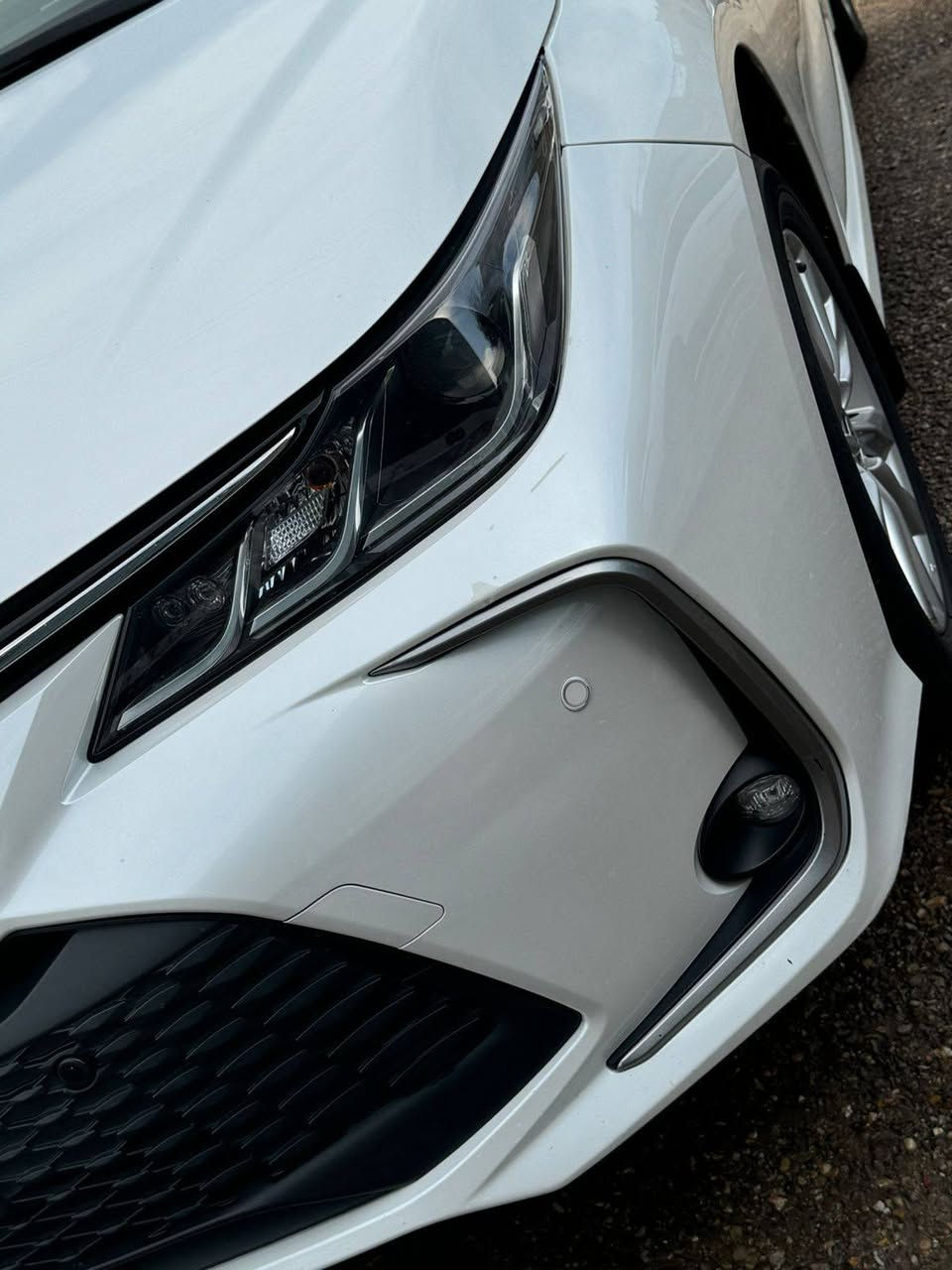 🌹تحية طيبه 🌹
كورلا ساز SAS.  💯موديل 2023
🛑ماشيه  58KM
🛑رقم اربيل 
🛑بصمه🛑 فتحه🛑 مري شفط 🛑لايت زنون 
((مكفولة من ضربه والصبغ ))
السعر185بيها مجال بسيط حق الجيه 
مكان السيارة 
 بغداد _الصليخ 
الاتصال 
***********
*********** بغداد, العراق
