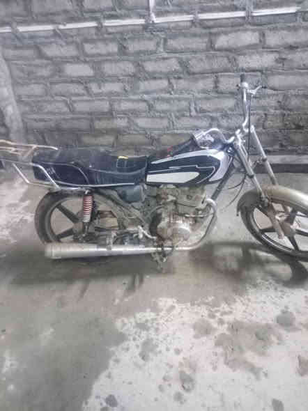 موطور خمس تسعات معمر جديد شغال السعر 150وبي مجال العنوان الجدعه مقابيل دور القاعده للاتصال *********** ادمن وافق
