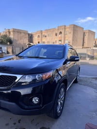 سورنتو 2011 للبيع لمتد فول مواصفات بيهة صبغ قطعه وحدة بدون حادت بنورما...