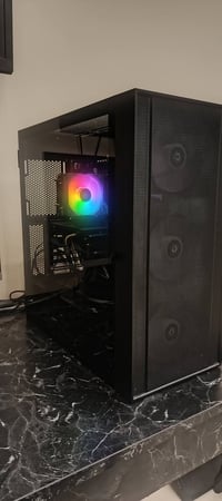 معالج Xeon E5-2680v4 • Rx580 8GB • رام 16 جيجا