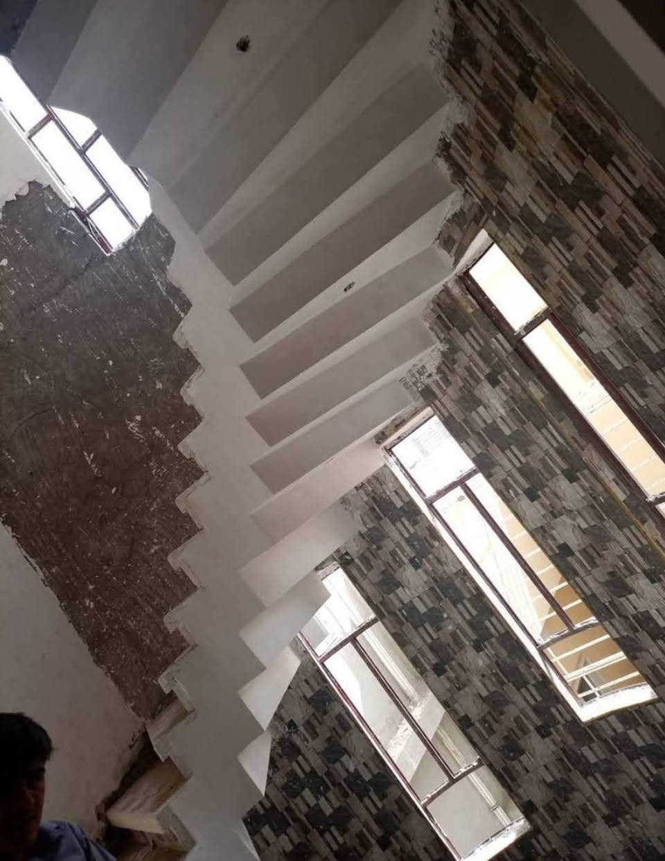 جزء من عمالي جص وبورك العمل داخل بغداد الستفسار خاص كادر من الموصل شقل سلام مهندس ومن الله التوفيق للجميع ***********
