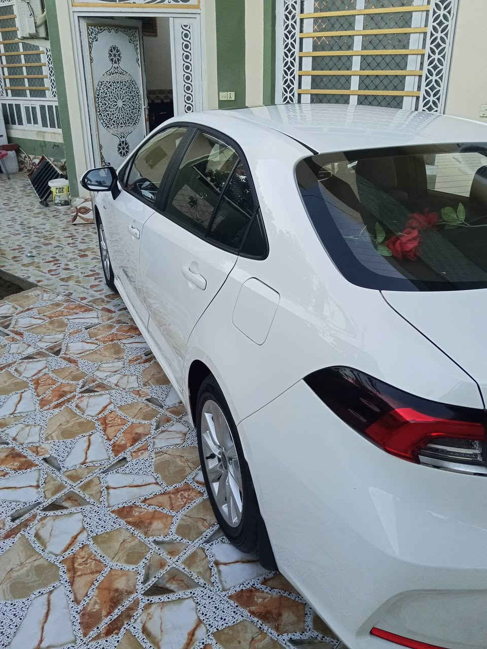 كورله 2025 فول مواصفات هيبرد ناسيه 7000كيلو متر جديده باسمي حره السعر 200 ورقه ***********
