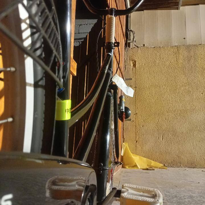 سلام عليكم باسكل للبيع شركه سانتوس ونضافه ١٠٠/١٠٠ والمكان تنومه الصالحيه والسعر ١٦٠وبيه مجال


**إذا كنت صاحب هذا الإعلان وتريد حذفه لأي سبب، رجاءا أرسل رسالة إلى الدعم الفني**