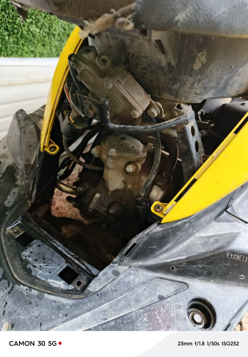 سلام عليكم اخوان عندي هاي دراجة ثعلب نكرة سلف شغالة كلشي شغال بيهه بس طلع بيهه صوت يمكل كلج مادري شغالة اوتمشي قفل 250الف مكان شعلة شارع هباوي اخوان اكرر طلع بيه صوت كالوكلج بعدمادري شغالة اوتمشي


**إذا كنت صاحب هذا الإعلان وتريد حذفه لأي سبب، رجاءا أرسل رسالة إلى الدعم الفني**