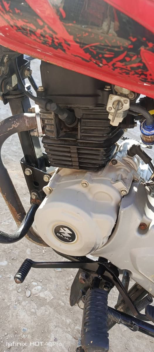 السلام عليكم بوكسر جبلي موديل 23مرقم بغداد نكليزي هزه جديده الدراجه مبدل لاستيك ولف ومكفوله من التجفيت كامله عله اخر حبايه مكاني بغداد سبع البور السعر 2350وبيها مجال
***********
