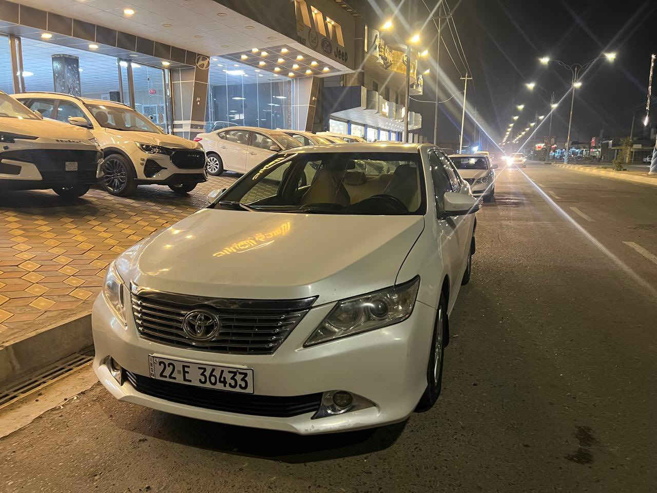 السلام عليكم
كامري 2013 خليجي
نص فول 
ابيض صدفي 
رقم اربيل دولي تحويل مباشر 
بيها قطعتين صبغ 
هـ:***********
