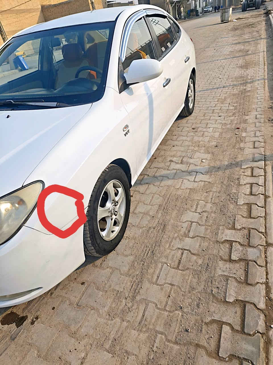 السلام عليكم..
افانتي ٢٠٠٩ محرك ١٦٠٠ دكشن عالي لوحتها بغداد دولي متداورة جديد، حدادية وگير ومحرك مكفولات، وبدن السيارة مكفول بإستثناء المؤشرات بالاحمر، على البنيد ماكو اي ضربة لكن الصبغ شلع ،على الجاملغ الايمن چويات اثنين فقط، قبق الجنطة انفرك اثر ضربه و تعديله بدون اي دگة چاكوچ.
سعرها ١١٠ وبيها مجال للناس الطيبة
مكاني النجف
***********
