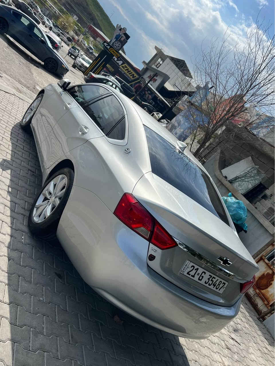 Impala LT1 2019
بۆ فرۆشتن مەکینە 3.6 
52000
milڕۆیشتووە  
گێڕ و مەکینەی بەشەرت طەپەی گێر بەشەرت
٢چەمەلەغی پيشەوە بۆیاخ ساردی هیچ نیە تەنها لای سەکن سەربەدەنی گرتووە شانصی و بەطانە بەشەرت سەرە دەبڵ بەشەرت
سەیارەکە کامل سێرڤس کراوە
چوار تایە و ویلی لۆکی خراوەتە سەر 
مواصەفات (برێک کارەبای،بەصمە،شەغال،لایت زینۆن،عەدەسە،لایت ناوچەی کوێر،قاصە،کوشن جلد و شاموایە،کوشن کارەبا،چوار دەرگا بەصمە،ئاوێنە ئیشارەت،شاشە و کامێرە،دەبڵ گێڕ،سوکان ڤۆلیۆم،تەحدید سورعە،شاشە دیجتاڵ،لید ناودەسکی دەرگا،فۆڕمیکای کاربۆن)
٢ بەصمەی شەریکەی لەگەڵدایە
ڕەقەم و سەنەوی تا 2027 تازەیە
تەحویل و غەرامە بەشەرت
٦٠ ٤٤ ١٧٣ ٠٧٧٢ السليمانية, العراق
