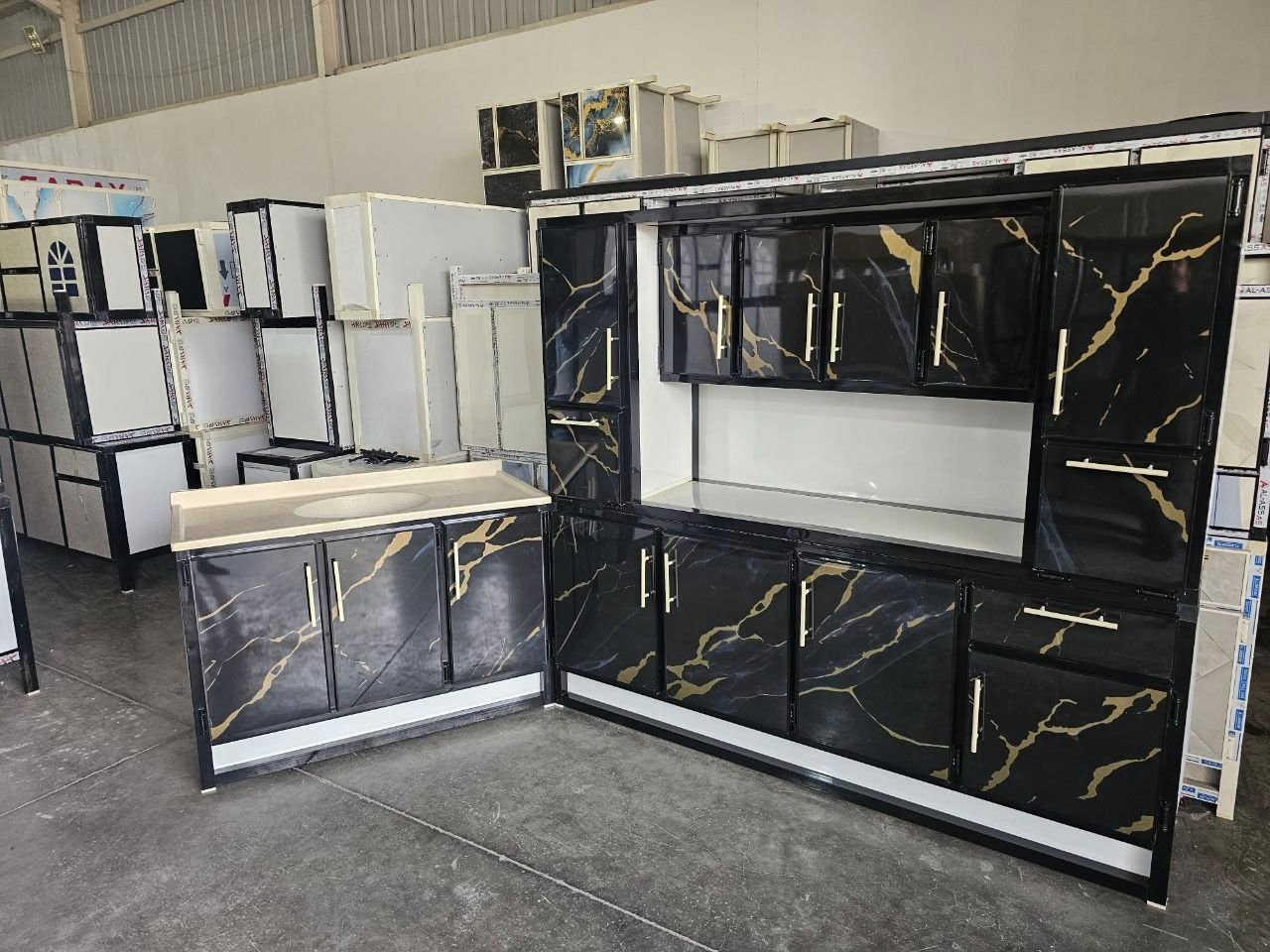 #تخفيضات  لفترة محدودة 💥
#السعر_315 الف

#كاونتر مترين  ارضي وملحق ديكور حجل ثابت  مع سنك (متر و20 )مرمر 
السعر 315 الف   
سقف الارضي مبطن MDF

#المصداقية والتوصيل السريع شعارنا 

التوصيل داخل بغداد  مجاني 💥

باقي المحافظات حسب البعد 💥

الاستلام على. الفحص ✨

للحجز والاستفسار مراسلة الصفحة


**إذا كنت صاحب هذا الإعلان وتريد حذفه لأي سبب، رجاءا أرسل رسالة إلى الدعم الفني**