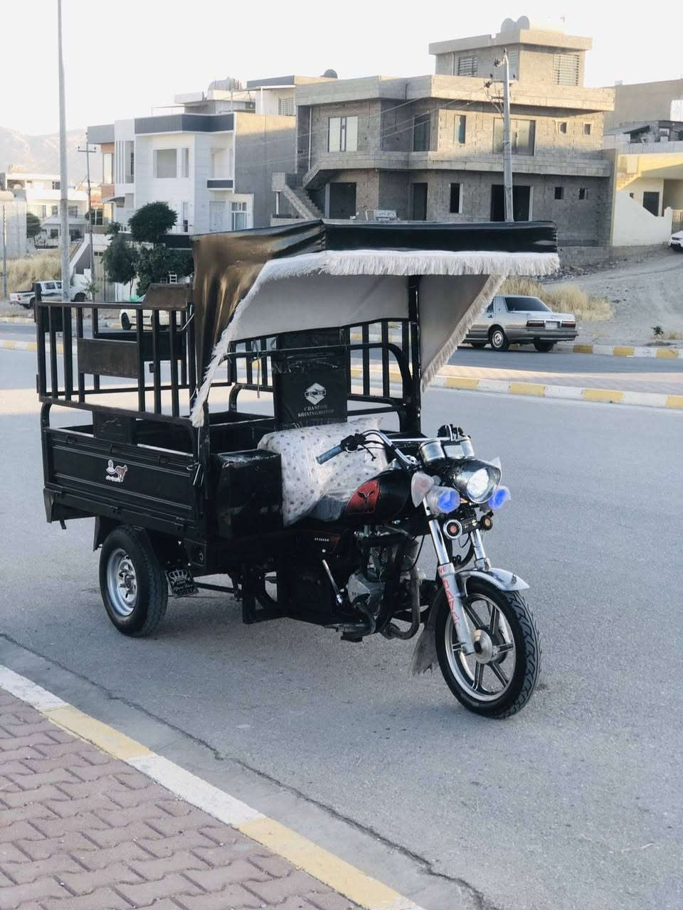 سڵاوی خواتان لبێبێت. ئەم کەریمە جوانەمان هەیە بۆفرۆشتن ماشەللە زۆر پاکۆ جوانە هەمووگیانی بەشەرت مەکینەی چرکەی تیانیە بەشەرت شانسی درزی نەبردوە نەتەقیوەلەحیم نیە مەکینە 200یە سولف و لایت هەمووی ئیشەکات بەس ماشەللەیەوێت مۆدێلی2021کە سعری 8 گەڵاو نیو. یەک تۆز معامەلە شوێن سلێمانی ژ.م***********
