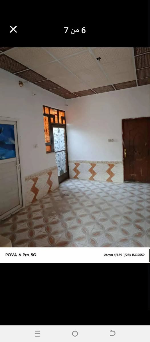 بيت  للبيع ((طابو زراعي )) مساحته ٦٥ متر /  طابقين / بناء طابوق //كوفه / علوه الفحل شارع القاعه وتدخل كبل توصل المولده الشارع الي مقابلها لنهاية ويوجد طريق ثاني شارع عشره شارع الامام الحسين مقابل الجامع بالفرع/ يتكون البيت من غرفه وصاله ومطبخ وصحيات جوه وفوك غرفه فوك / البيت اساسه صب وسقفه صب كله كاشي و سيراميك / فارغ جاهز للسكن / السعر 29 مليون بس مجال للشراي للاستفسار الاتصال على الرقم *********** يوجد واتساب  مشمول بل قرار تطويب
