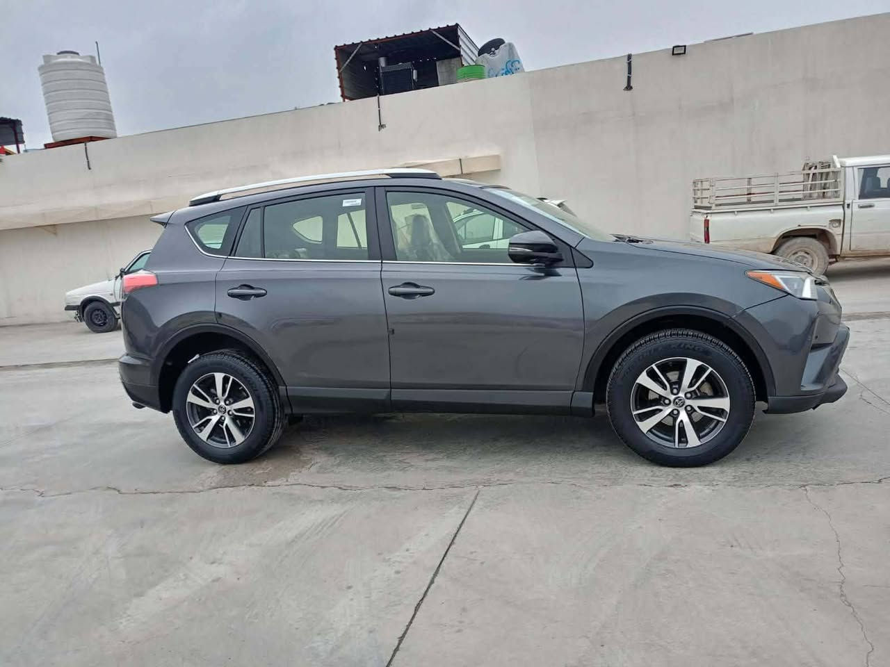 اقرأ التفاصيل
راف فور موديل ٢٠١٧ خليجي فول مواصفات بدون سلايت كير ومحرك شرط السونار بل منشور السعر ١٣٥ قفل🔒🔒  بيع فقط لادين ولا مراوس سنوية ٢٩ شرط تحويل ٣قطع بدون دواخل بدون شرط ***********
