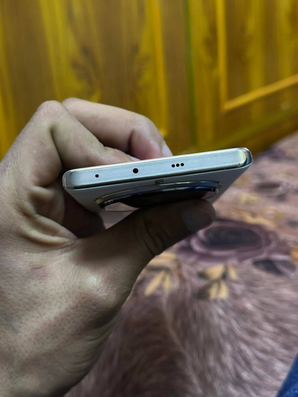 ريلمي 12برو بلس 
جهاز وضع شركه نضافه 99/100
ذاكرى 512رام 24
ملحقات كارتون الجهاز فقط 
السعر 380الف ومجال قليل 
العنوان القوسيات 
***********وتساب
