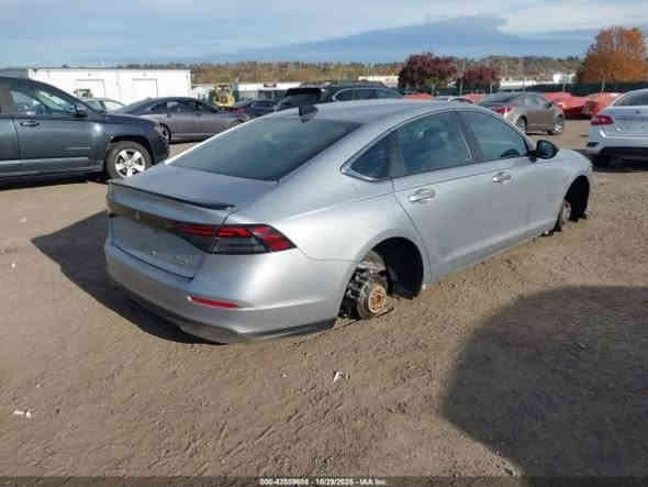 السلام عليكم 
هوندا اكورد سبورت شراء جديد 
موديل 2024 
بدون حادث فقط سرقة التيارات والدركة 
سعرها واصل العراق لفترة محدود 189 وبيها مجال 
للاستفسار الاتصال على الارقام التالية
***********
***********
*********** او زيارة شركة الناجح فرع العامرية شارع المنظمة مجاور مطعم راعي الحلال
