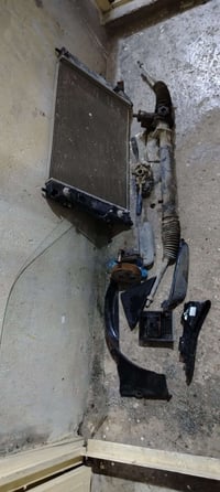 غراض مال كيه بريجو للبيع اي ستفسار هذا رقمي 07717885205