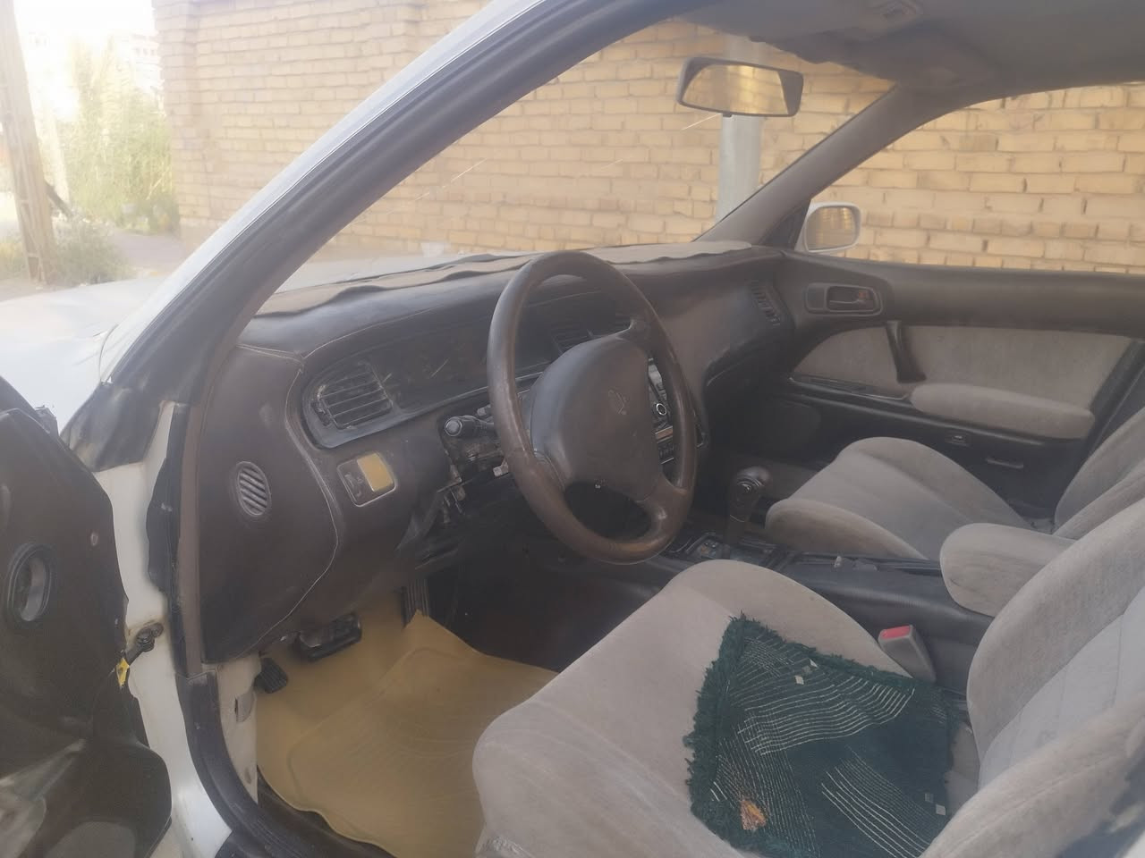 السلام عليكم سياره بطه منتصل رقم بغداد مشروع وطني مكفوله كص نقل جثه ومدور كير محرك مكفولات مكانها واسط موديل ٩٣ السعر ٤٣ وبيها مجال رقم الموبايل ***********//***********
