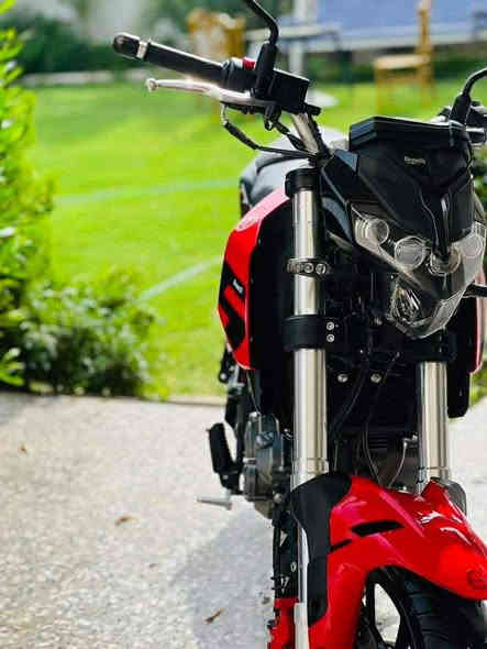 بنلي tnt135
للبيع رقم بغداد سنويه وا هزا رقم جديد انكليزي 
سعر خاص 
رقم موبيل ***********
