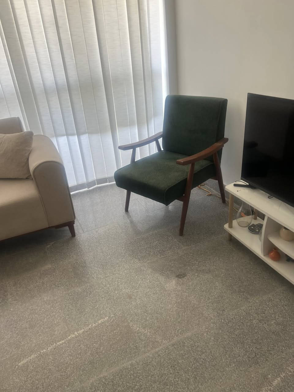 للبيع. محموده تركى جديد. البارحه اشتريته


**إذا كنت صاحب هذا الإعلان وتريد حذفه لأي سبب، رجاءا أرسل رسالة إلى الدعم الفني**
