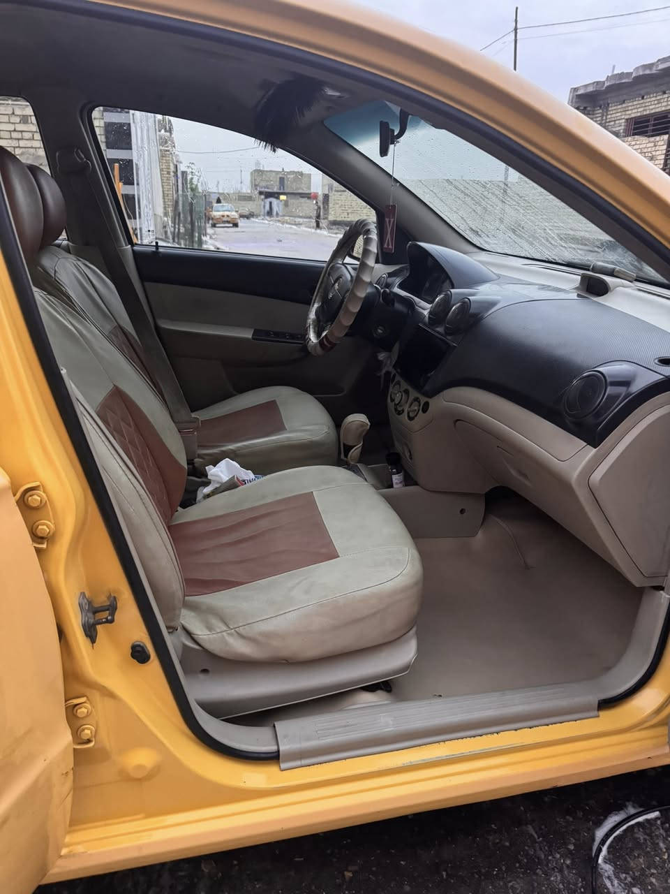 السلام عليكم سياره افيو موديل ٢٠١١ لبيع السعر ٥٥ مكاني ميسان ***********
