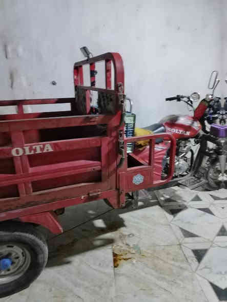 سلام عليكم مكلف بلنشر ستوتة للبيع سعر ٩٥٠ مكان ميسان كحلاء رقم صاحب ستوتة***********
