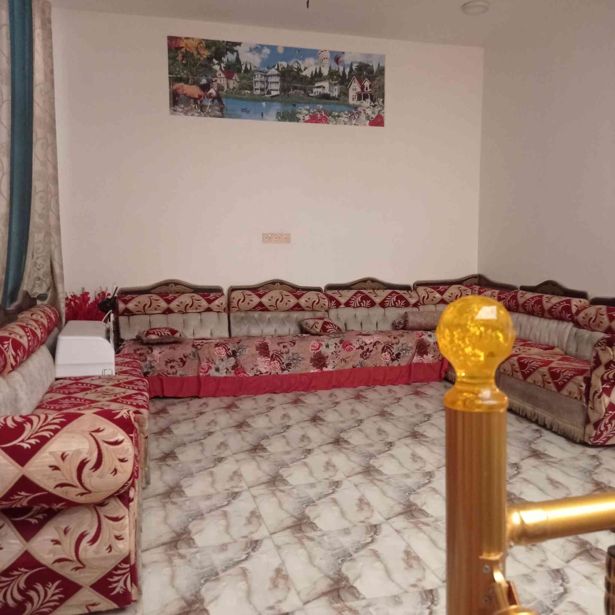 دار للبيع 
حي النصر  شارع 80 قريب من الساده البوخطه  الطريق المؤدي العلوية شريفه بنت الحسن( ع) ٢٠٠ م طابو زراعي سند ٢٥ بأسمي تحويل مباشر 
♥️♥️♥️♥️
يحتوي على ثلاث طوابق بناء حديث 
♥️♥️♥️♥️
الطابق الاول غرفه وكلدور ومطبخ واستقبال ومجمع صحيات وحديقه وكراج يسع سيارتين 
♥️♥️♥️♥️
الطابق الثاني غرفتين وكلدور ومجمع صحيات وغرفه غير كامله 
الطابق الثالث غرفه مع سطحين 
عرض الشارع ٧ م  
مكانه الفرع المقابل الملعب ٧ بيت عن الشارع 

السعر ١٩٠ وبي مجال قليل 

***********
