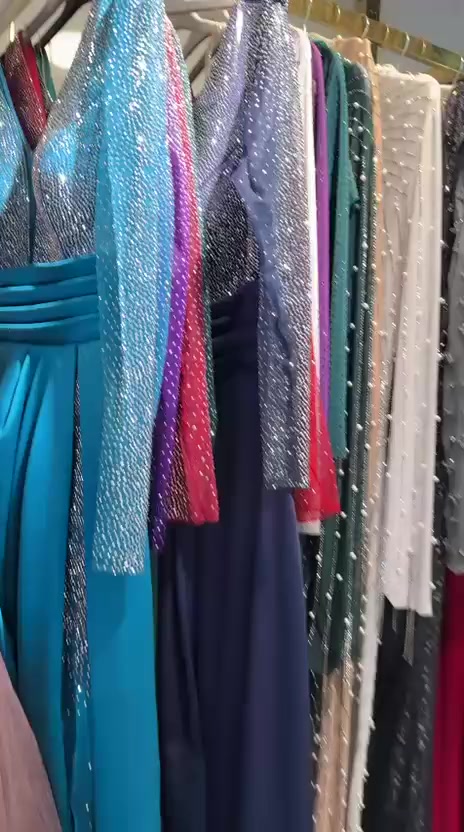 فساتين للبيع العدد١٣٠   بغداد شعله ***********
