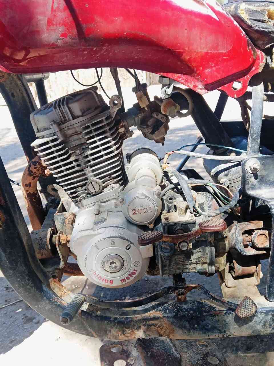 سلام عليكم ستوتة للبيع موديل 16 محرك 21 اوراق ضايعة ستوتة خير من الله كبل للشارع السعر 650وبيهة مجال قليل المكان ديالى بعقوبة بهرز ***********
